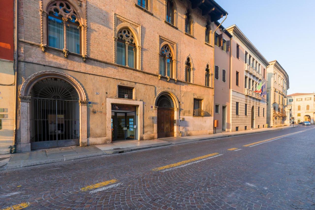 Magnificent Cosy Loft Apartment Verona Exterior foto